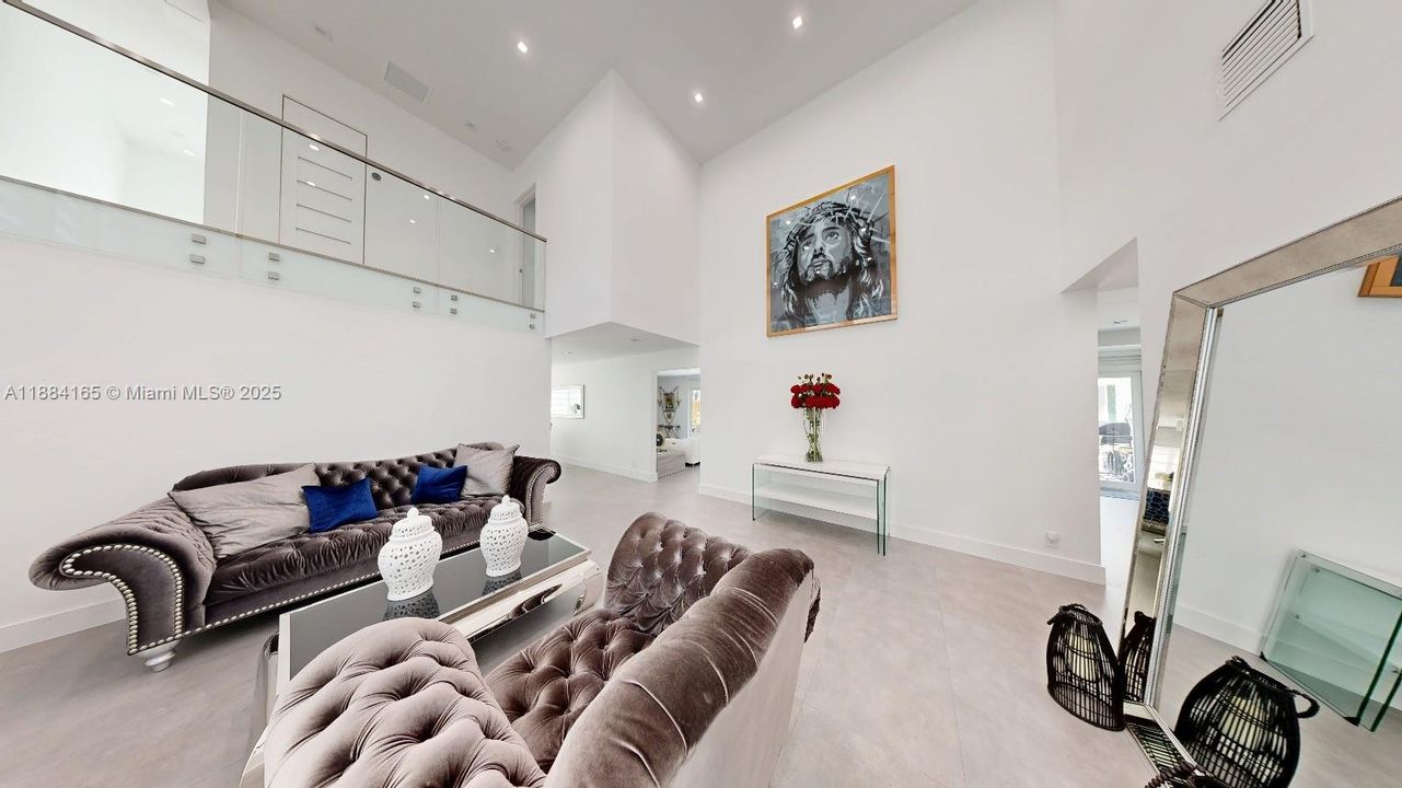 For Rent: $7,900 (4 beds, 3 baths, 2946 Square Feet)