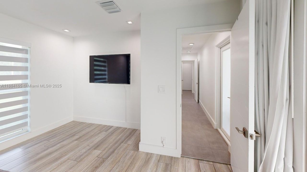 4rd room and possible bonus room