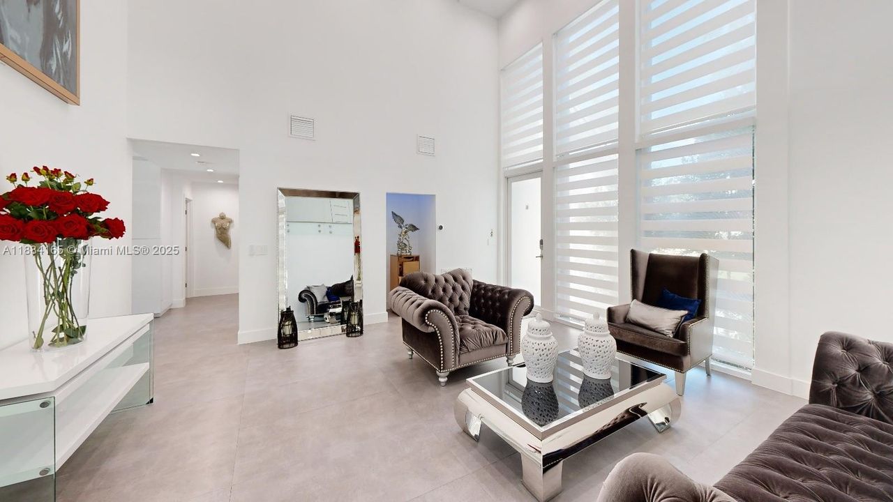 For Rent: $7,900 (4 beds, 3 baths, 2946 Square Feet)