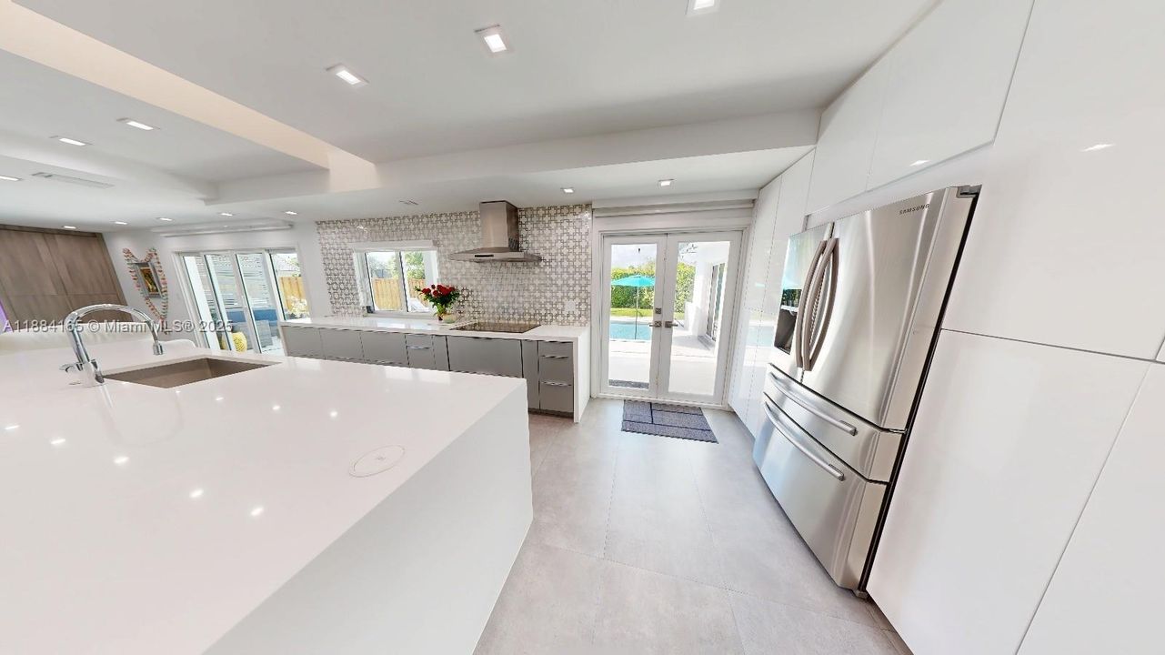 For Rent: $7,900 (4 beds, 3 baths, 2946 Square Feet)