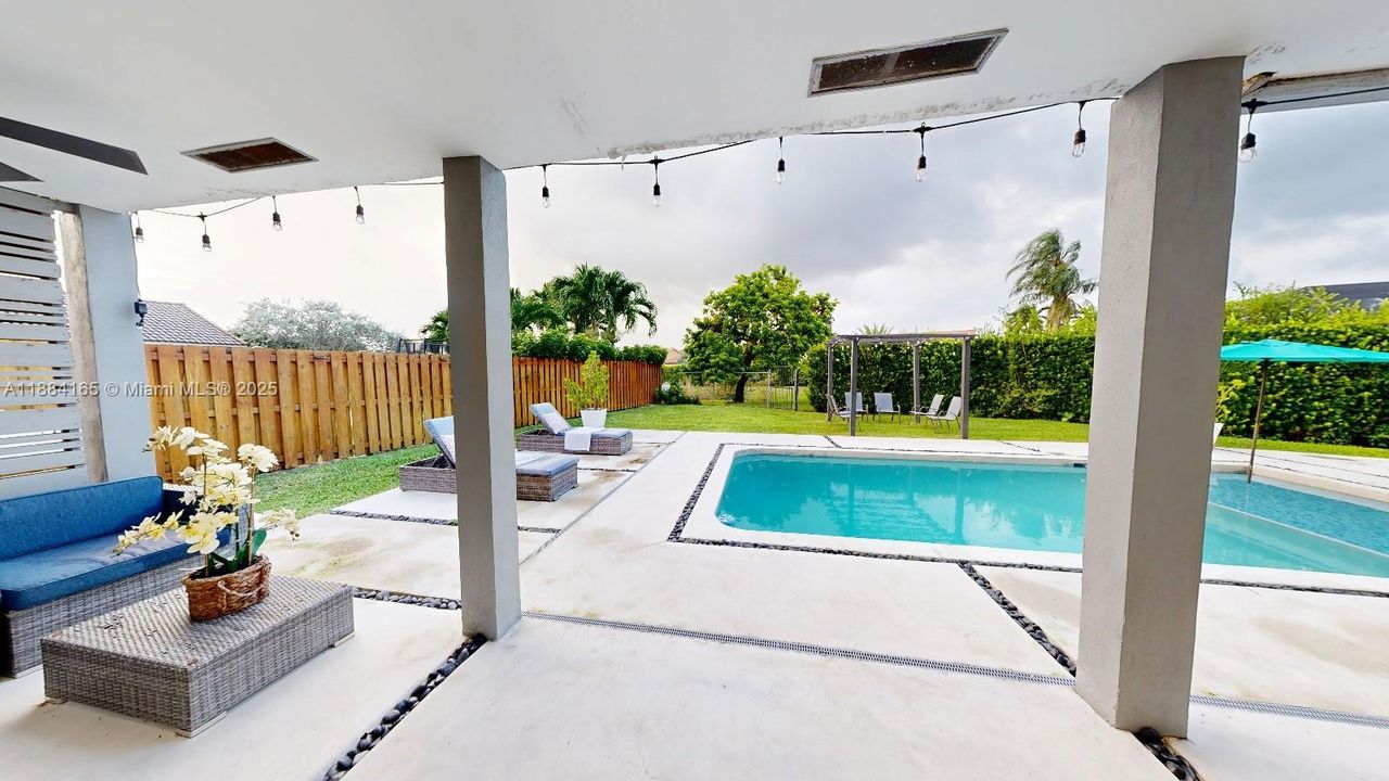 For Rent: $7,900 (4 beds, 3 baths, 2946 Square Feet)