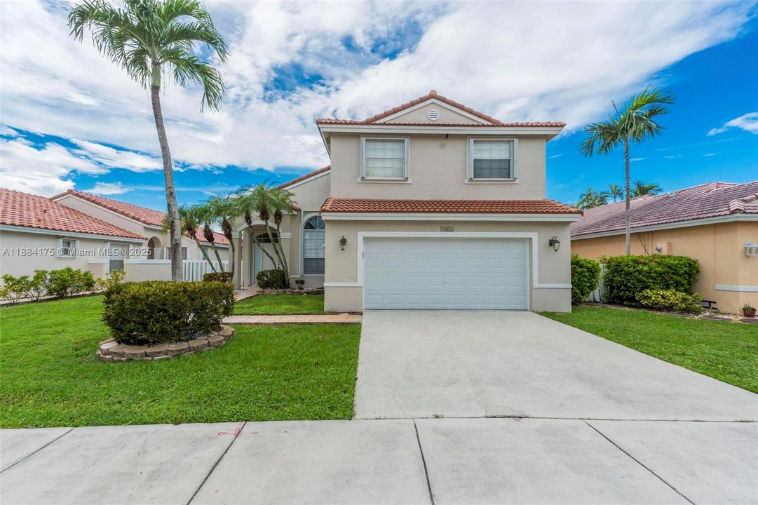 最近售出: $674,900 (3 贝兹, 2 浴室, 2071 平方英尺)