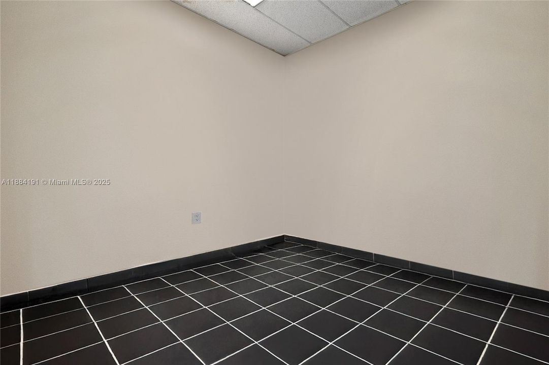 For Rent: $14 (0 beds, 0 baths, 0 Square Feet)