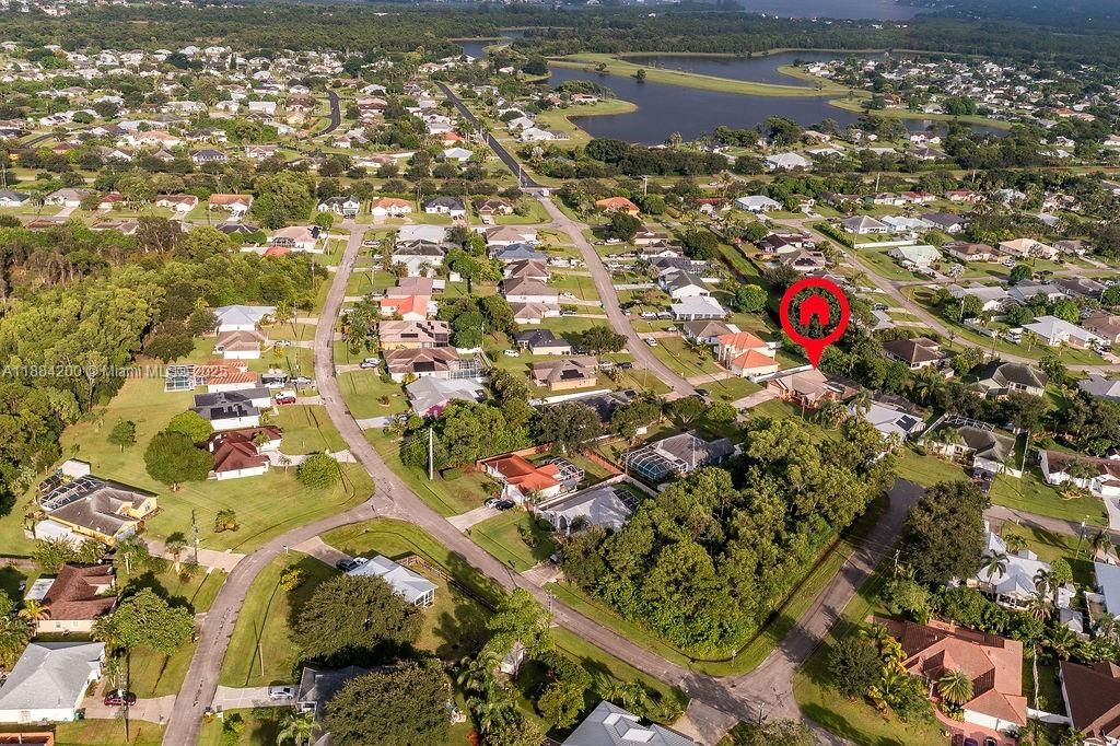 最近售出: $449,000 (3 贝兹, 2 浴室, 1740 平方英尺)