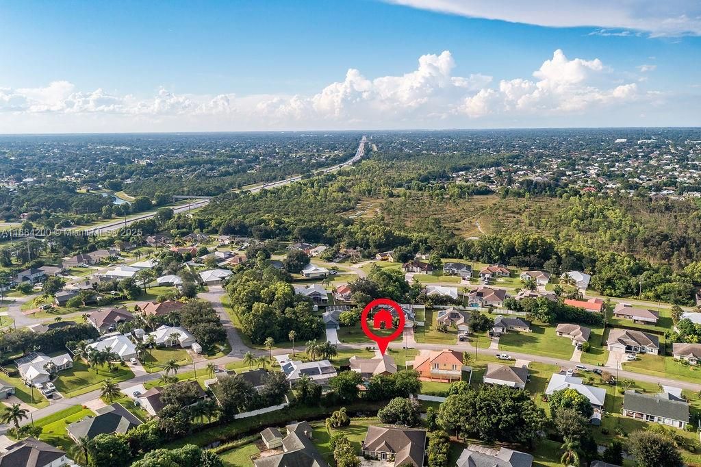 最近售出: $449,000 (3 贝兹, 2 浴室, 1740 平方英尺)