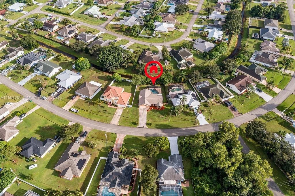 最近售出: $449,000 (3 贝兹, 2 浴室, 1740 平方英尺)