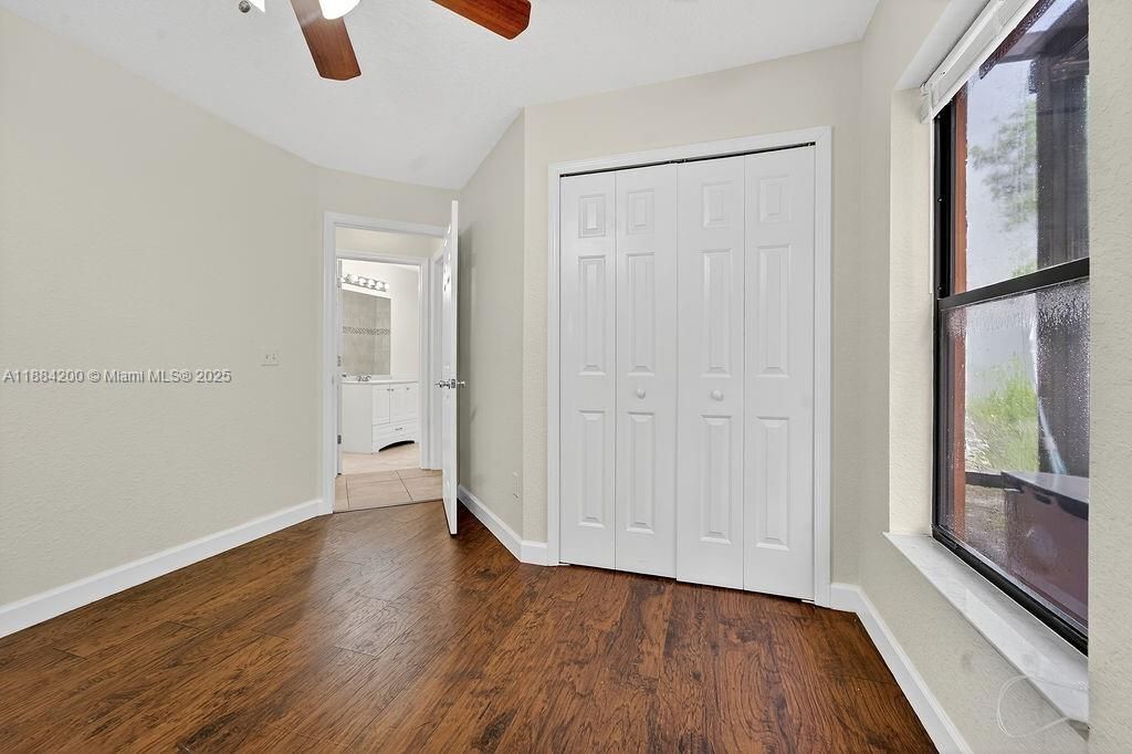 最近售出: $449,000 (3 贝兹, 2 浴室, 1740 平方英尺)