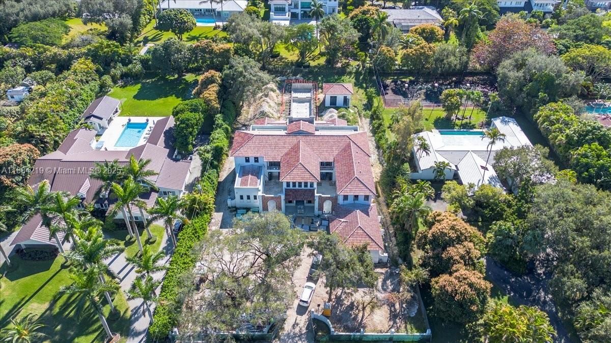 For Sale: $16,500,000 (7 beds, 7 baths, 10326 Square Feet)