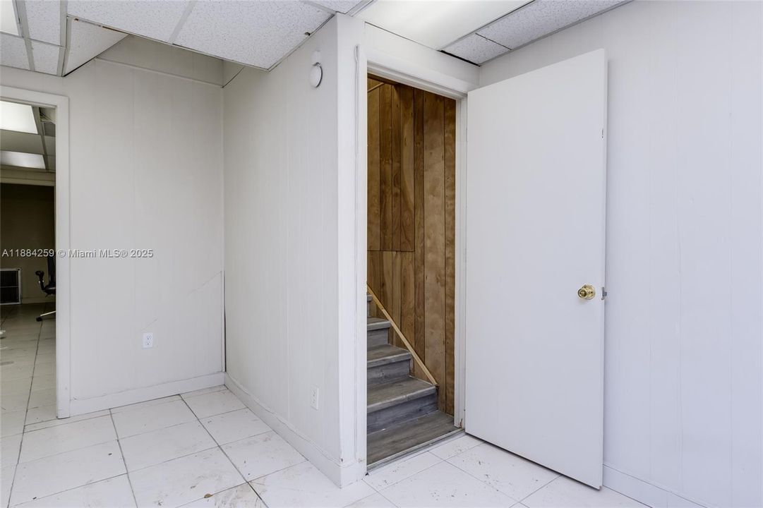 For Rent: $990 (0 beds, 0 baths, 0 Square Feet)