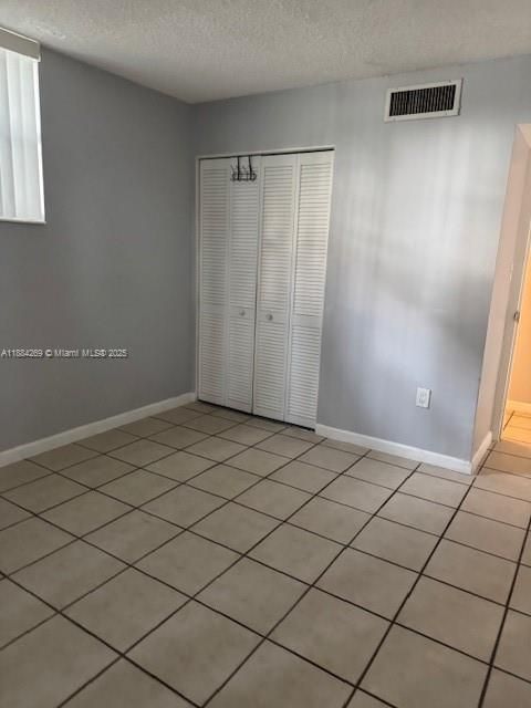 合同活跃: $159,000 (1 贝兹, 1 浴室, 610 平方英尺)