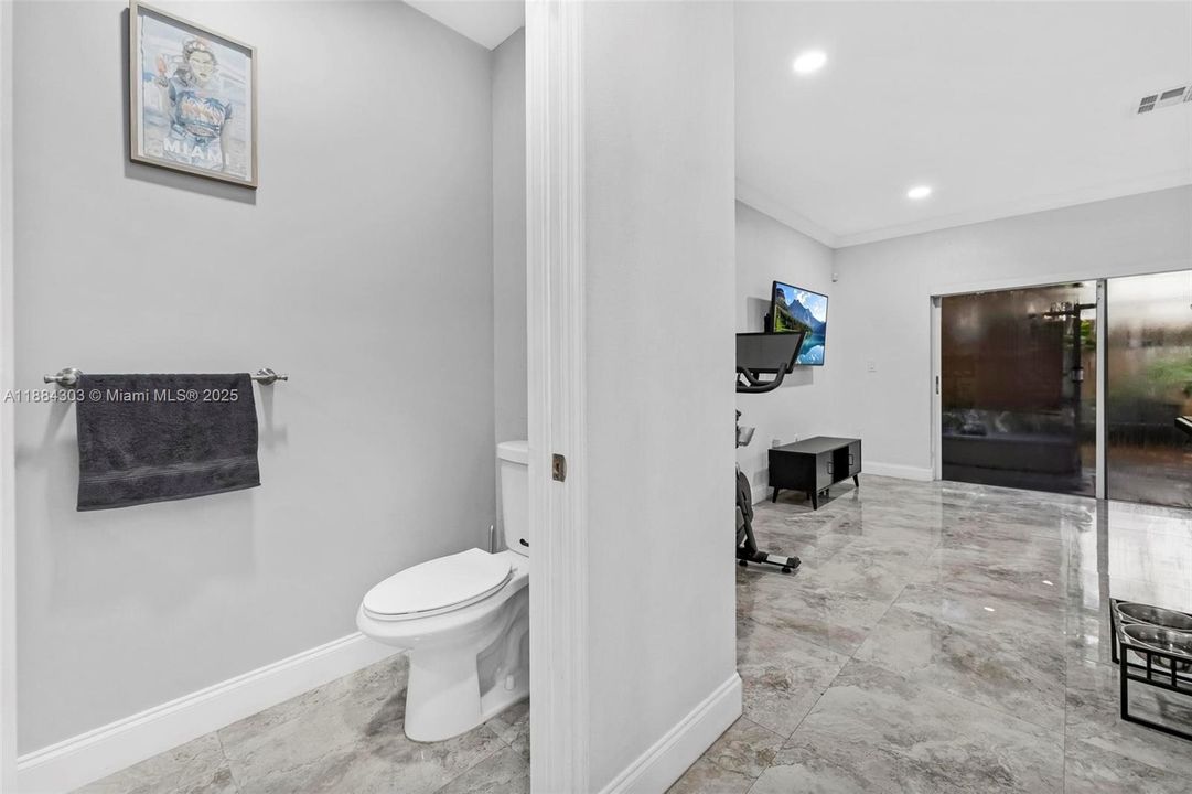 En Venta: $479,100 (2 camas, 2 baños, 1260 Pies cuadrados)