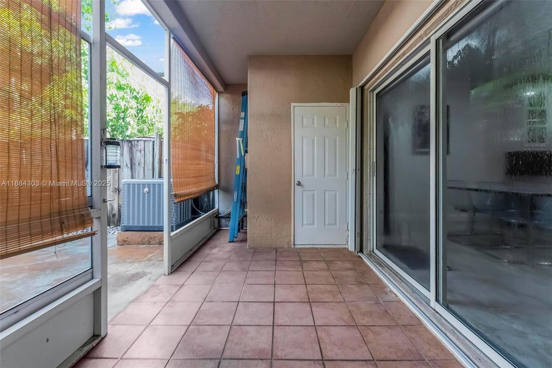 En Venta: $479,100 (2 camas, 2 baños, 1260 Pies cuadrados)