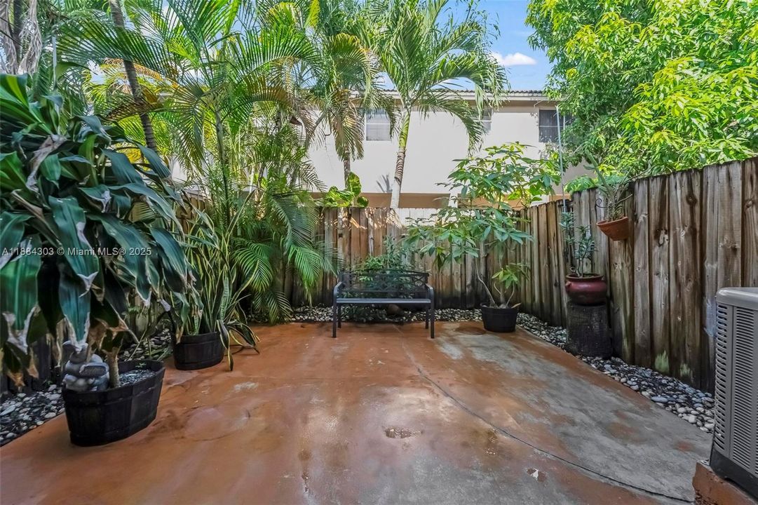 En Venta: $479,100 (2 camas, 2 baños, 1260 Pies cuadrados)