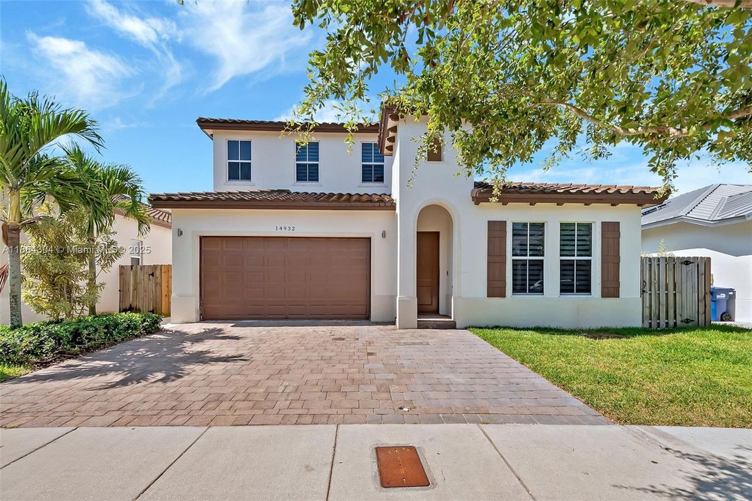 Recently Rented: $6,000 (5 beds, 3 baths, 2219 Square Feet)