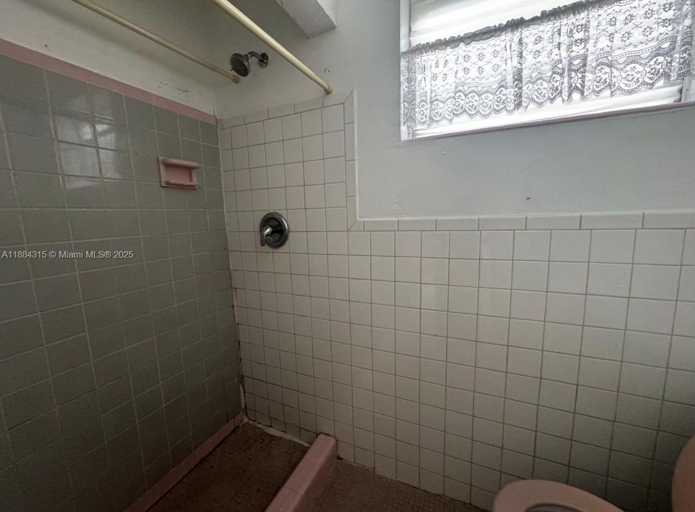 Недавно арендовано: $1,000 (0 спален, 1 ванн, 2744 Квадратных фут)