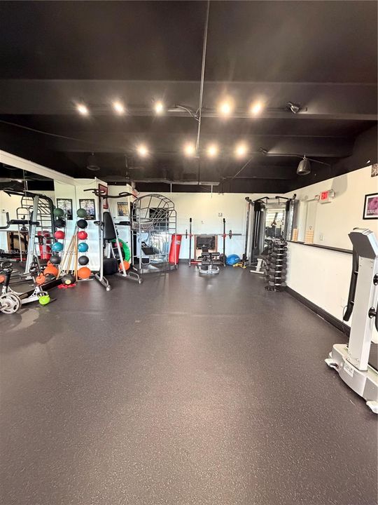 Activo con contrato: $325,000 (0 camas, 0 baños, 0 Pies cuadrados)