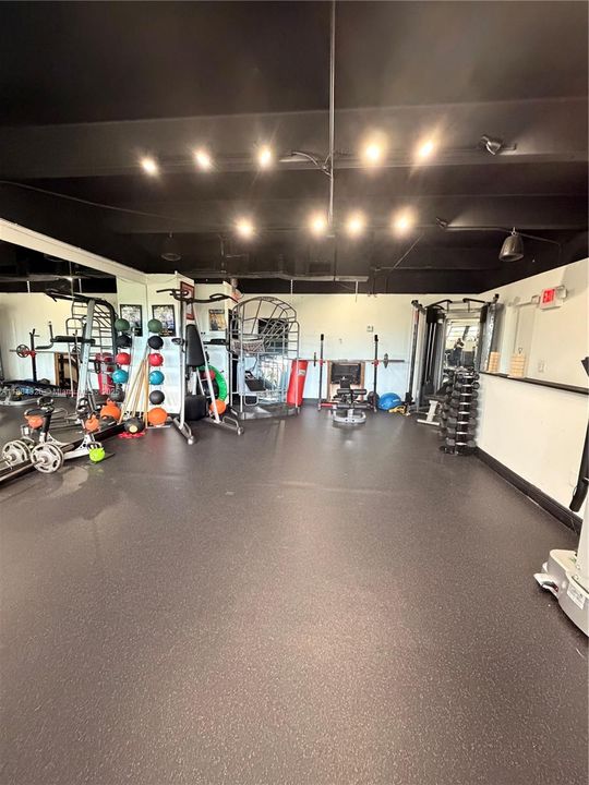 Activo con contrato: $325,000 (0 camas, 0 baños, 0 Pies cuadrados)