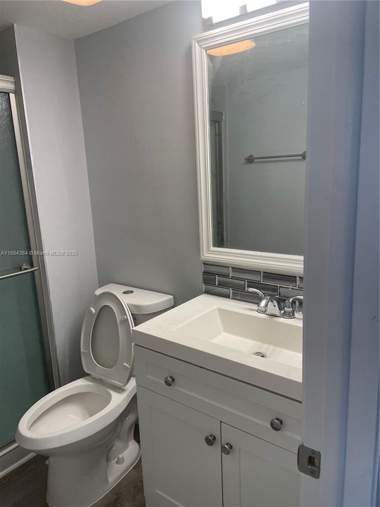 Activo con contrato: $474,000 (2 camas, 2 baños, 1219 Pies cuadrados)