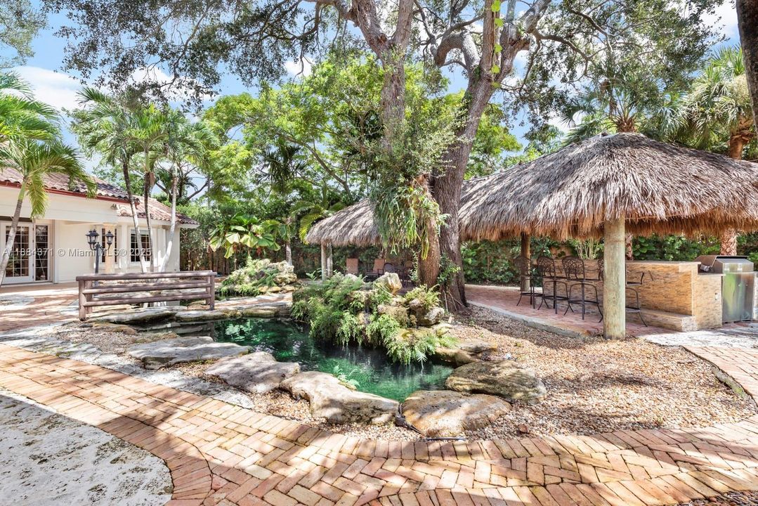 For Sale: $3,250,000 (7 beds, 6 baths, 6545 Square Feet)