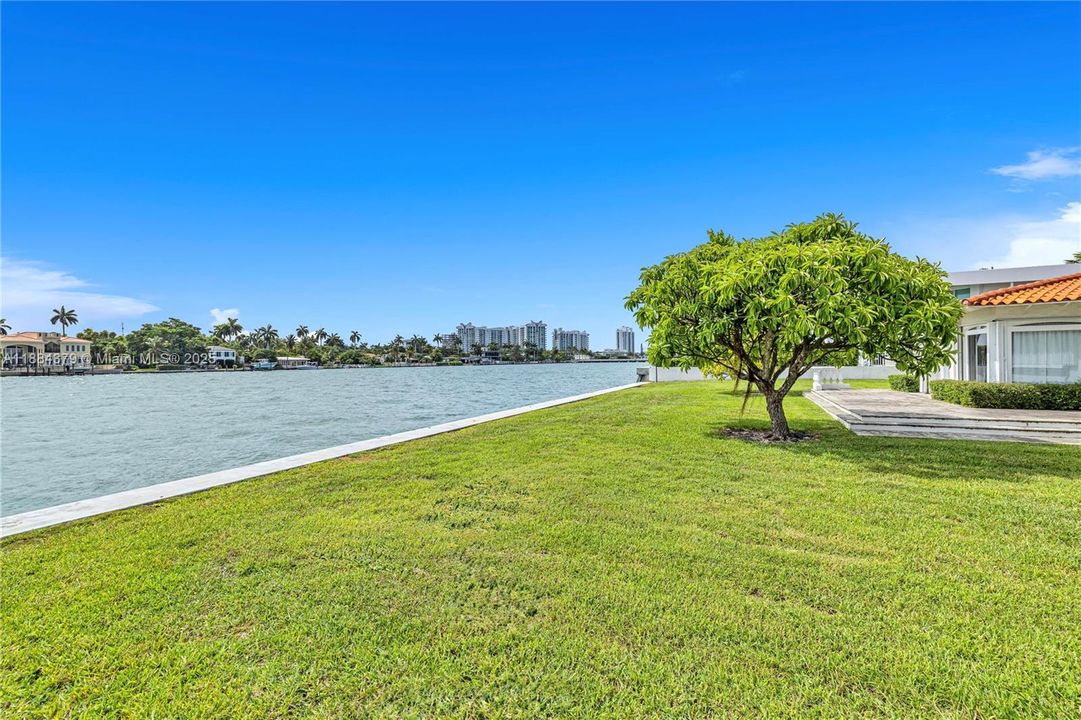 For Sale: $10,750,000 (0.41 acres)