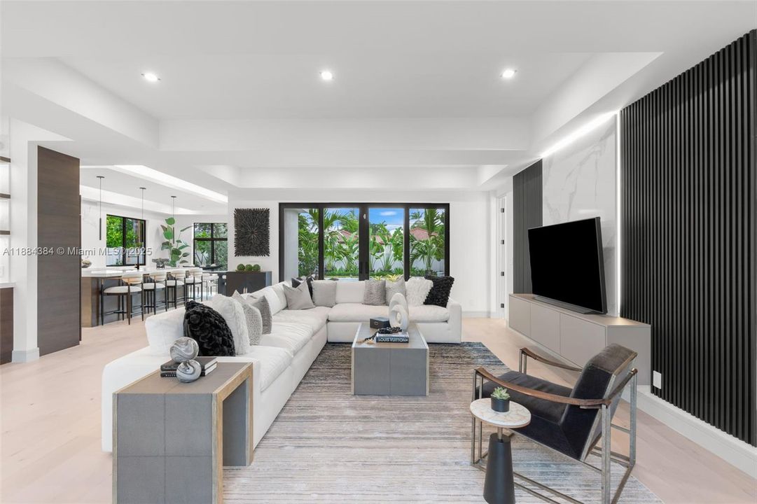 For Sale: $3,695,000 (5 beds, 4 baths, 3745 Square Feet)