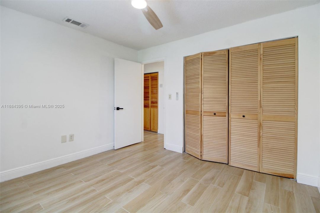 Недавно продано: $525,000 (3 спален, 2 ванн, 1815 Квадратных фут)