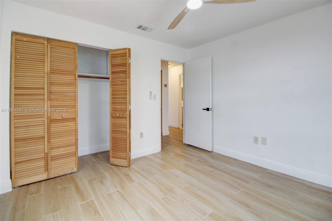 Недавно продано: $525,000 (3 спален, 2 ванн, 1815 Квадратных фут)