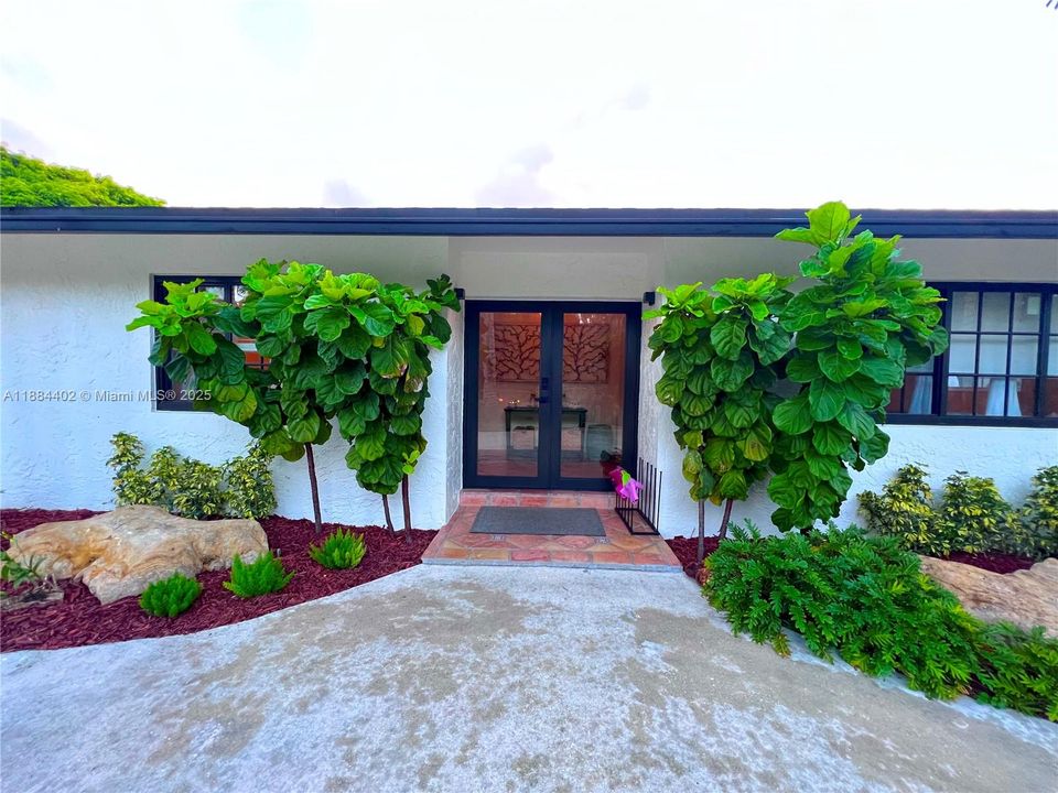 For Sale: $937,500 (3 beds, 3 baths, 2265 Square Feet)