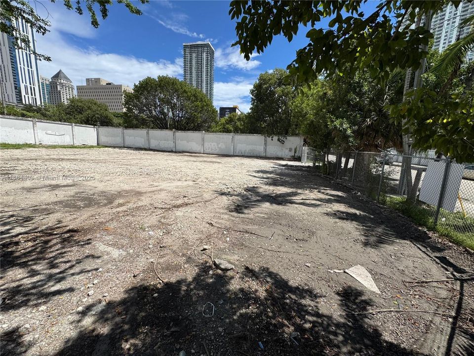 В аренду: $11 (0 спален, 0 ванн, 0 Квадратных фут)