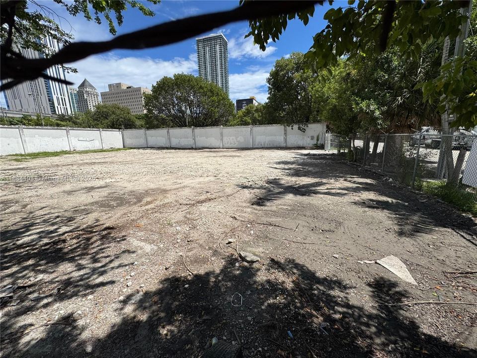 В аренду: $11 (0 спален, 0 ванн, 0 Квадратных фут)