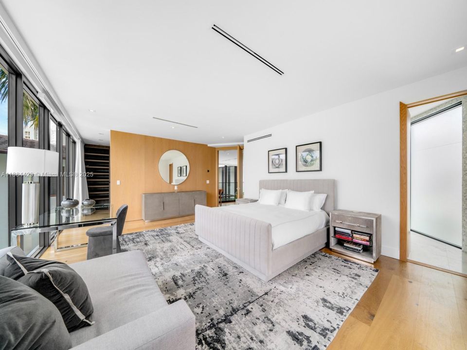 For Sale: $9,300,000 (5 beds, 5 baths, 5378 Square Feet)