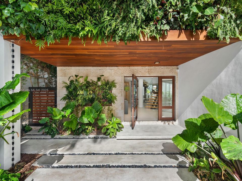 For Sale: $9,300,000 (5 beds, 5 baths, 5378 Square Feet)