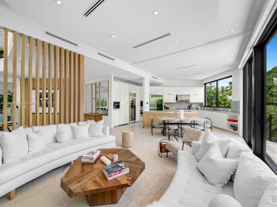 For Sale: $9,300,000 (5 beds, 5 baths, 5378 Square Feet)