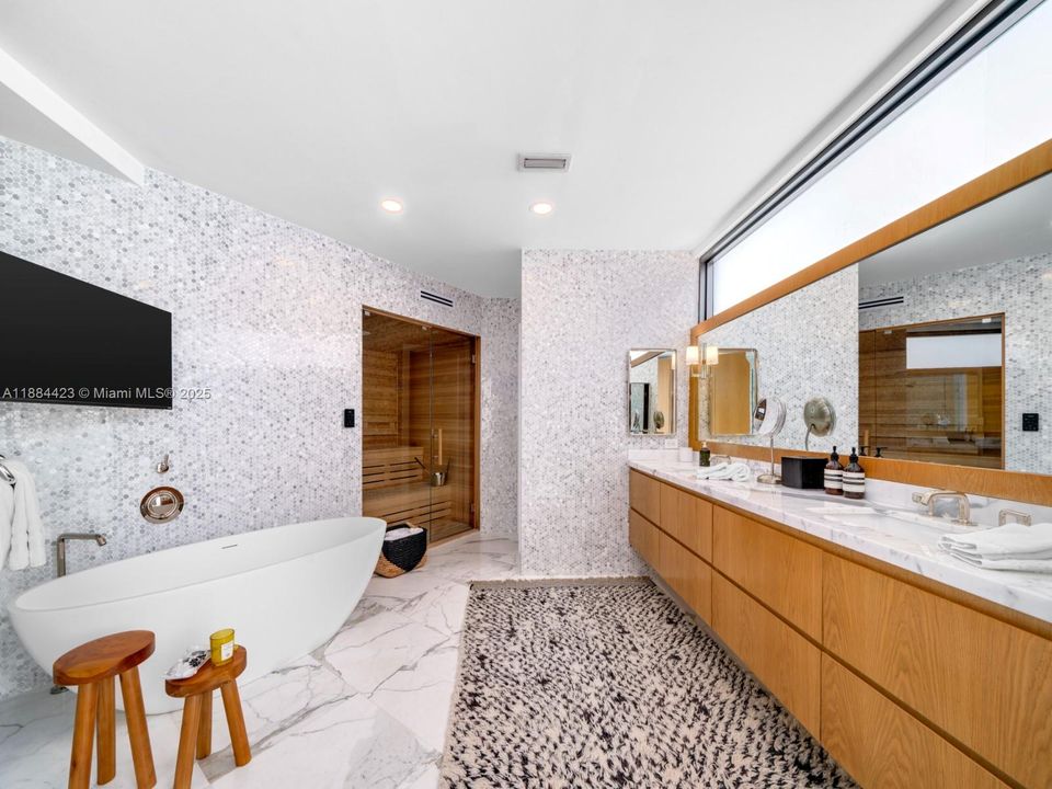 For Sale: $9,300,000 (5 beds, 5 baths, 5378 Square Feet)