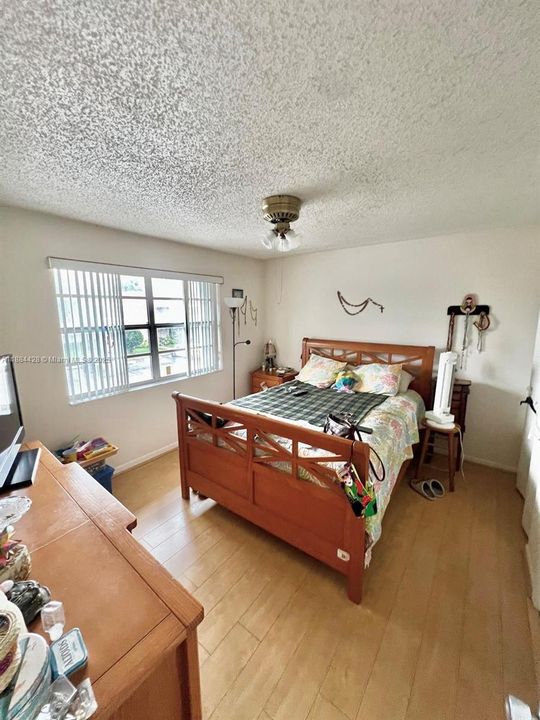 Недавно продано: $155,000 (2 спален, 2 ванн, 768 Квадратных фут)