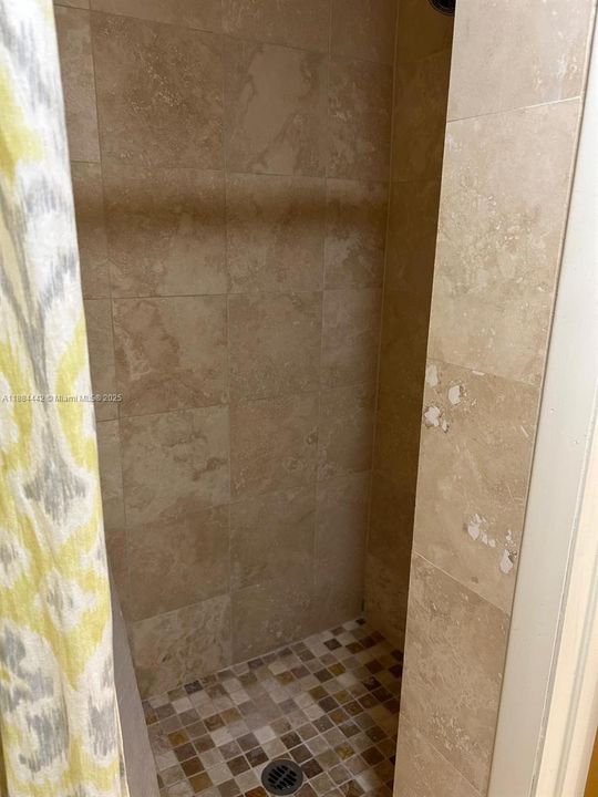 Под контрактом: $245,000 (2 спален, 2 ванн, 1230 Квадратных фут)