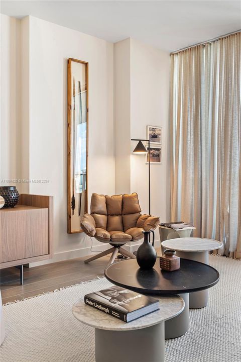 For Sale: $1,250,000 (1 beds, 1 baths, 1010 Square Feet)