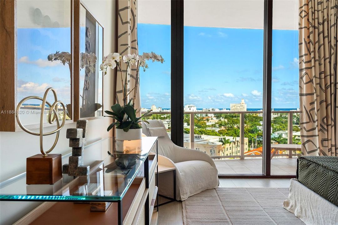 For Sale: $1,250,000 (1 beds, 1 baths, 1010 Square Feet)