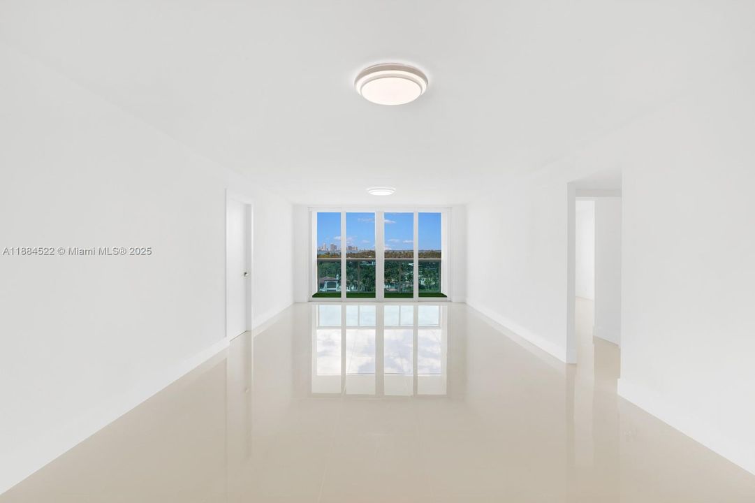 待售: $590,000 (2 贝兹, 2 浴室, 1326 平方英尺)