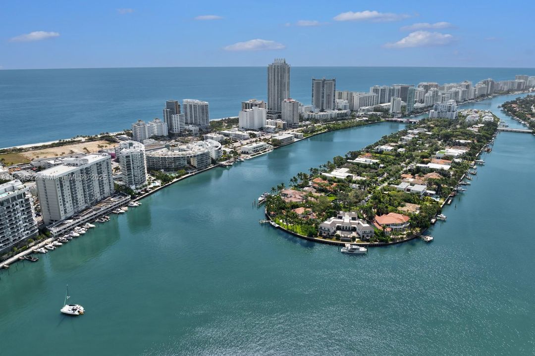 待售: $590,000 (2 贝兹, 2 浴室, 1326 平方英尺)