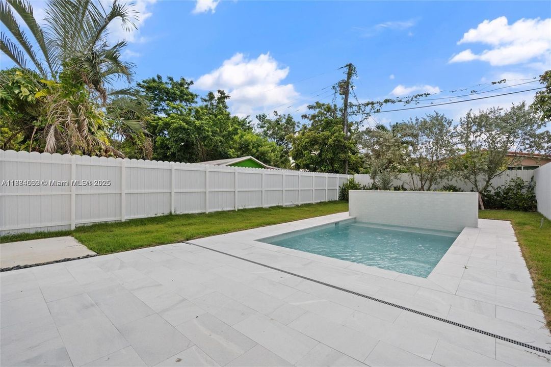 Vendido Recientemente: $1,399,000 (4 camas, 4 baños, 0 Pies cuadrados)