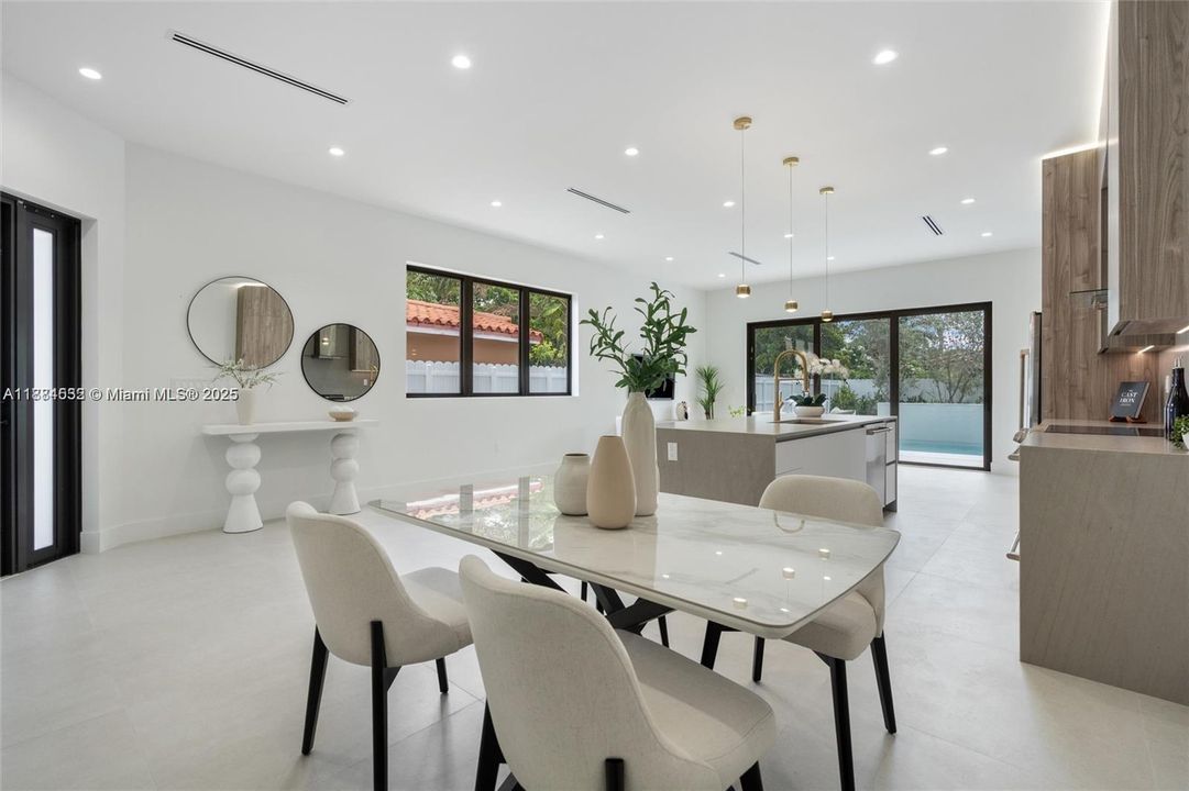 Vendido Recientemente: $1,399,000 (4 camas, 4 baños, 0 Pies cuadrados)