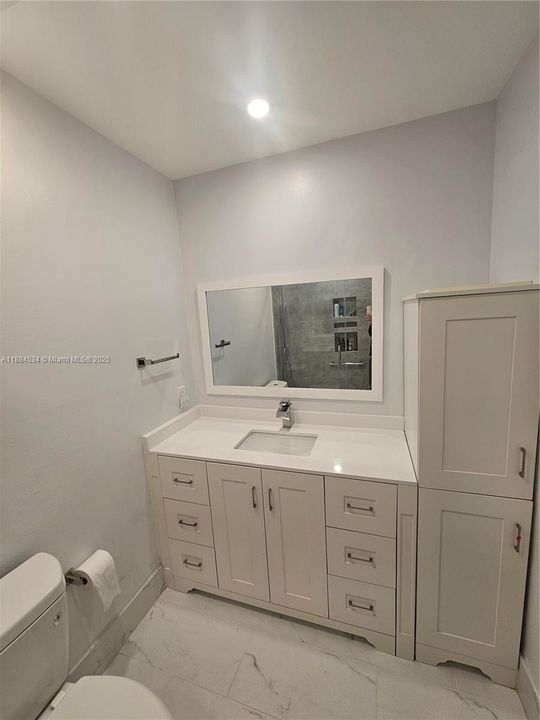 Под контрактом: $297,500 (2 спален, 1 ванн, 1110 Квадратных фут)