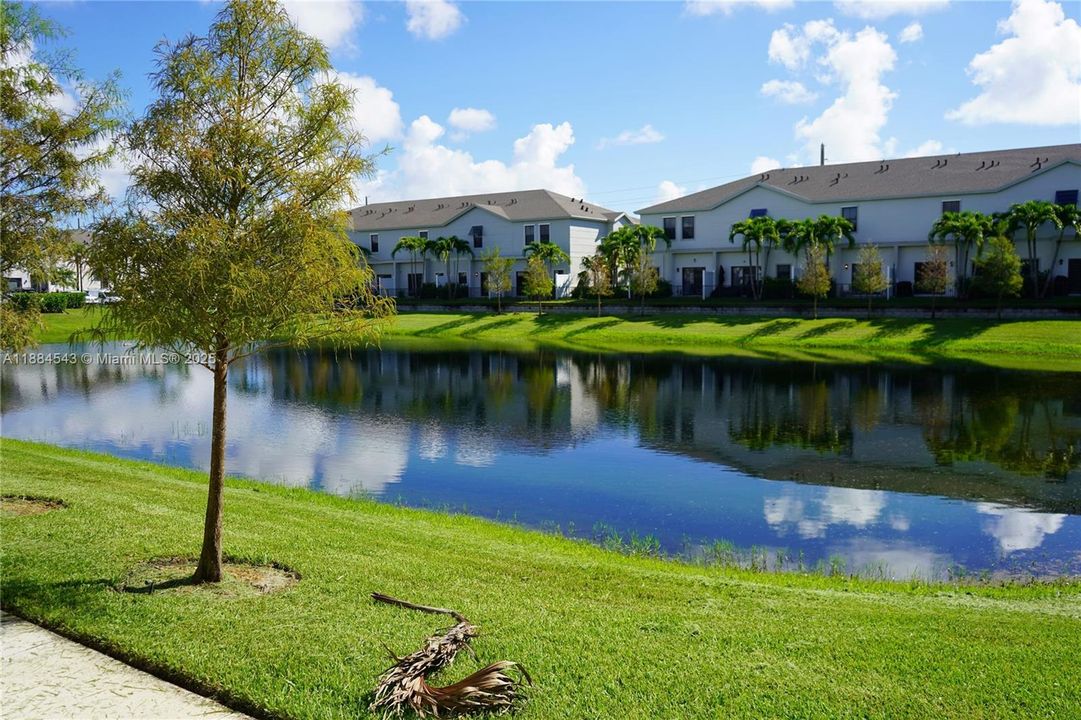 For Sale: $489,990 (3 beds, 2 baths, 1597 Square Feet)