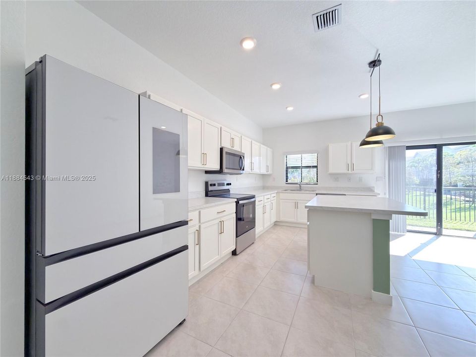 For Sale: $489,990 (3 beds, 2 baths, 1597 Square Feet)