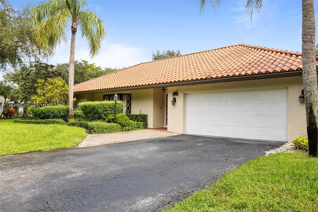 В аренду: $5,800 (4 спален, 3 ванн, 2374 Квадратных фут)