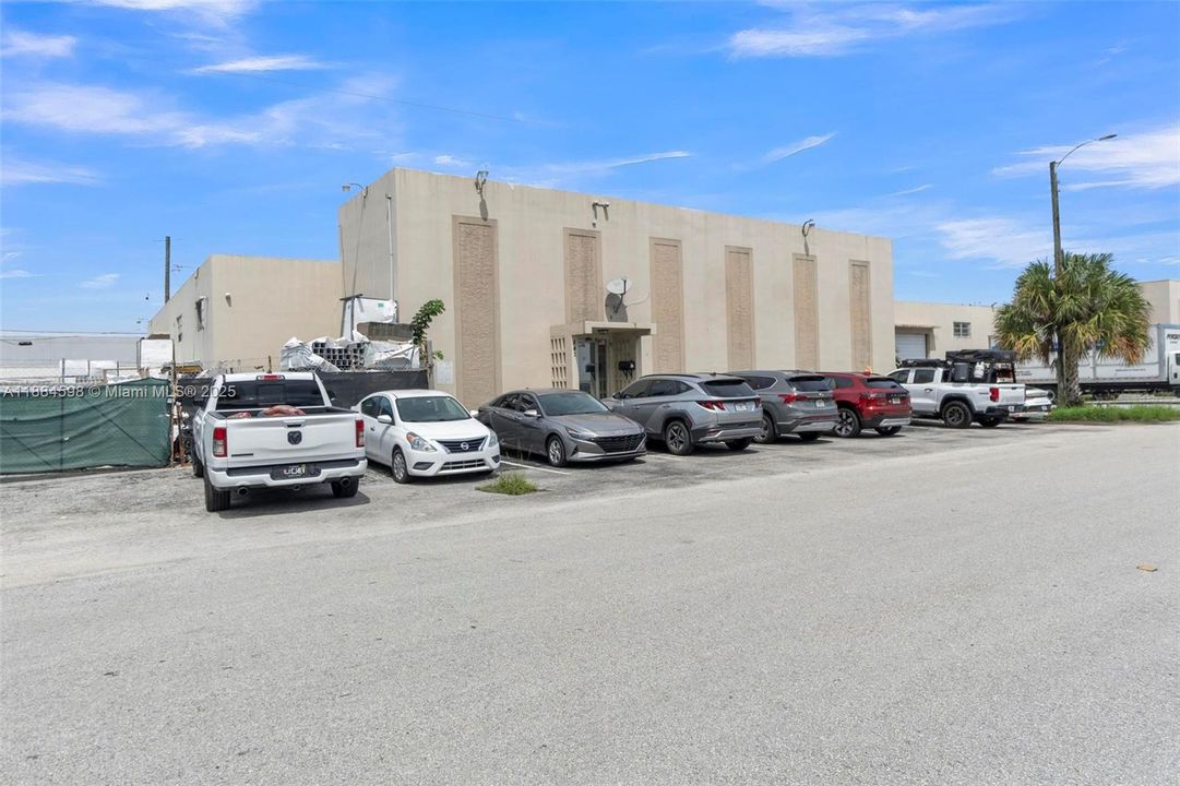 For Sale: $5,495,000 (0 beds, 0 baths, 0 Square Feet)