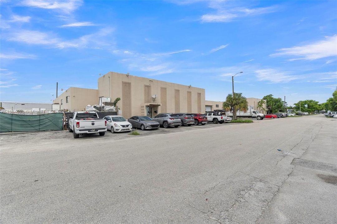 For Sale: $5,495,000 (0 beds, 0 baths, 0 Square Feet)