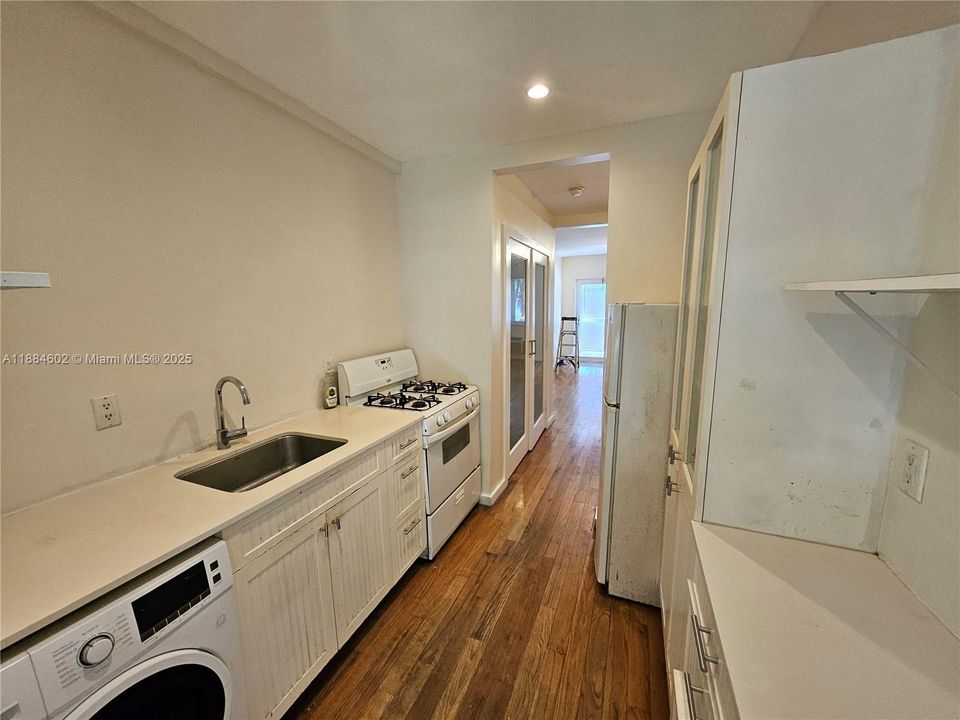 En Venta: $210,000 (0 camas, 1 baños, 431 Pies cuadrados)