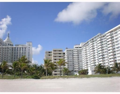 Active With Contract: $5,100 (2 beds, 2 baths, 1220 Square Feet)